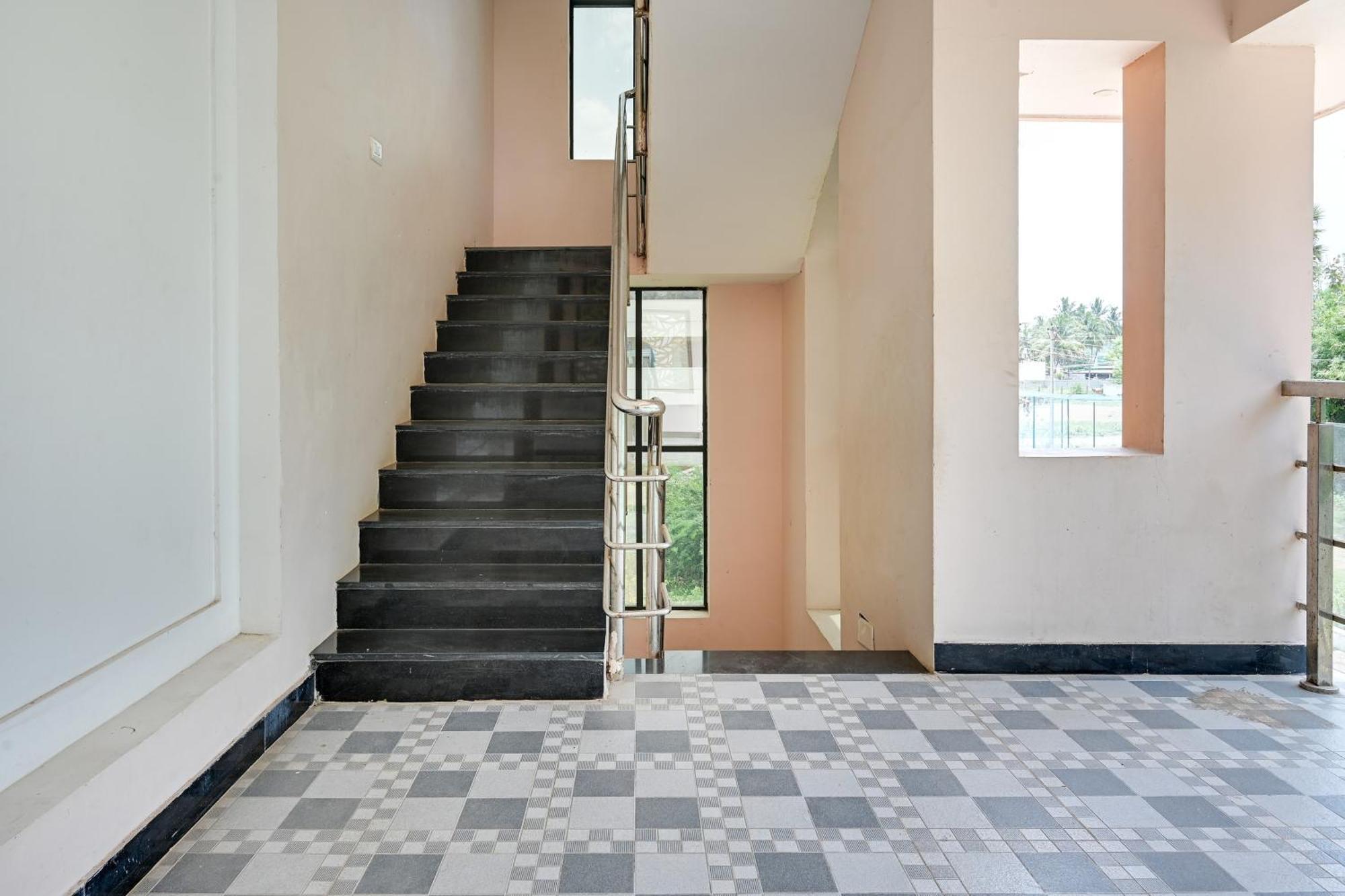 Hotel O Sharin Service Apartments Suramangalam Экстерьер фото